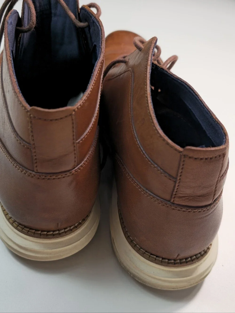 Cole Haan Men's Chestnut Brown Leather Chukka Boots